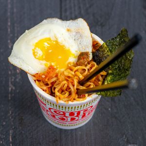 Spicy Kimchi Chicken Cup Noodles 1.jpg
